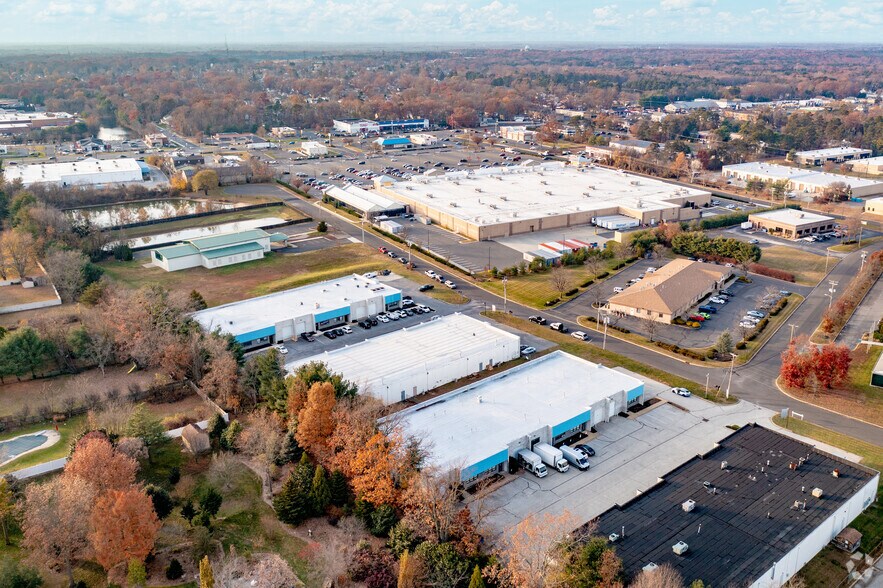 More Photos Of 432 Kelley Dr, West Berlin Light Distribution For Lease