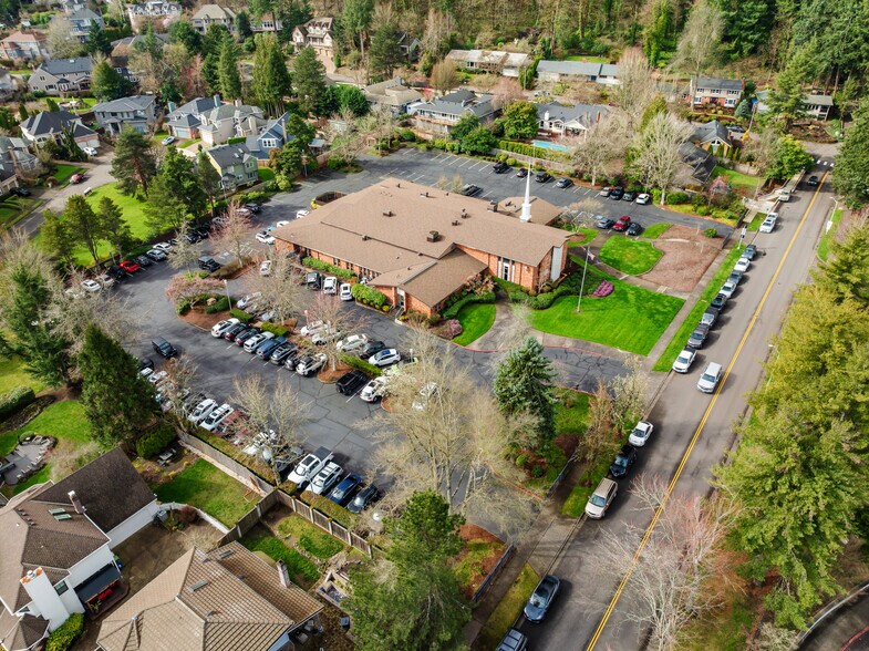 More Photos Of 1271 Overlook Dr, Lake Oswego Specialty For Sale