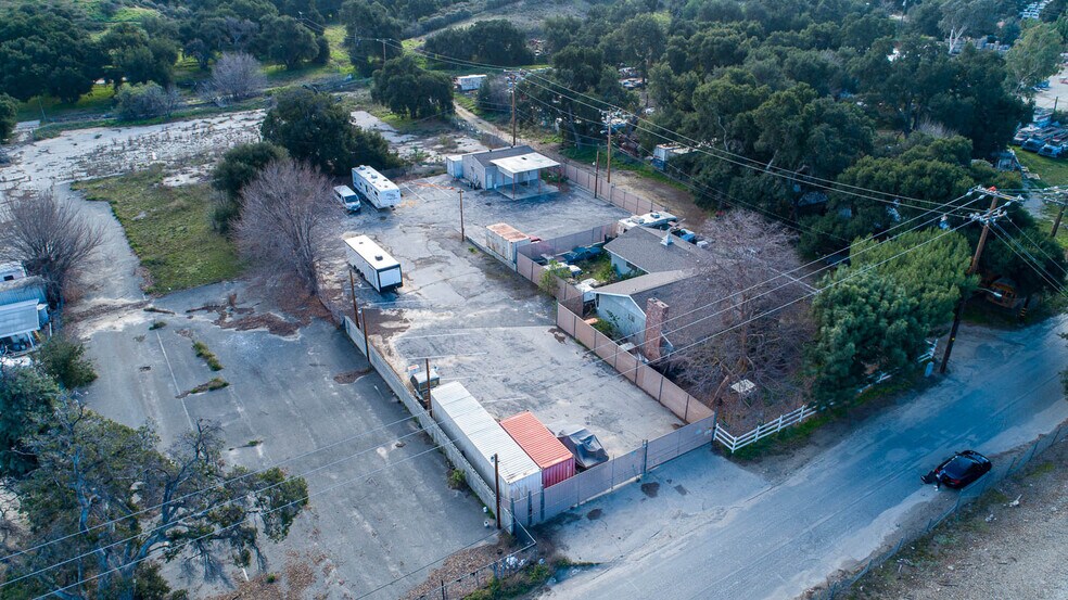 Primary Photo Of 23638 Pine St, Newhall Service For Sale