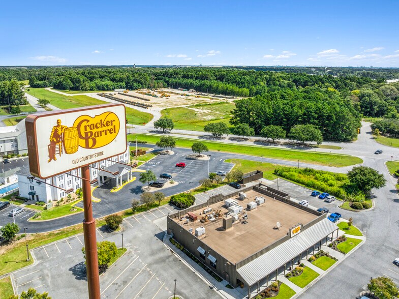 More Photos Of 1000 E Highway 80 E, Pooler Restaurant For Sale