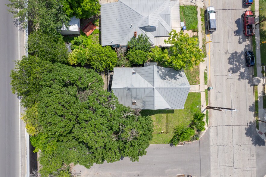 More Photos Of 801 E Quincy St, San Antonio Office Residential For Lease