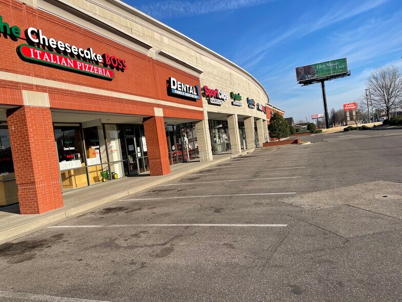 More Photos Of 465 N Germantown Pky, Cordova Unknown For Lease