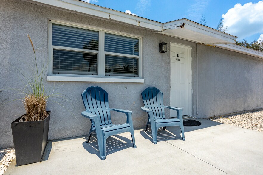 More Photos Of 8820 Rocky Creek Dr, Tampa Apartments For Sale