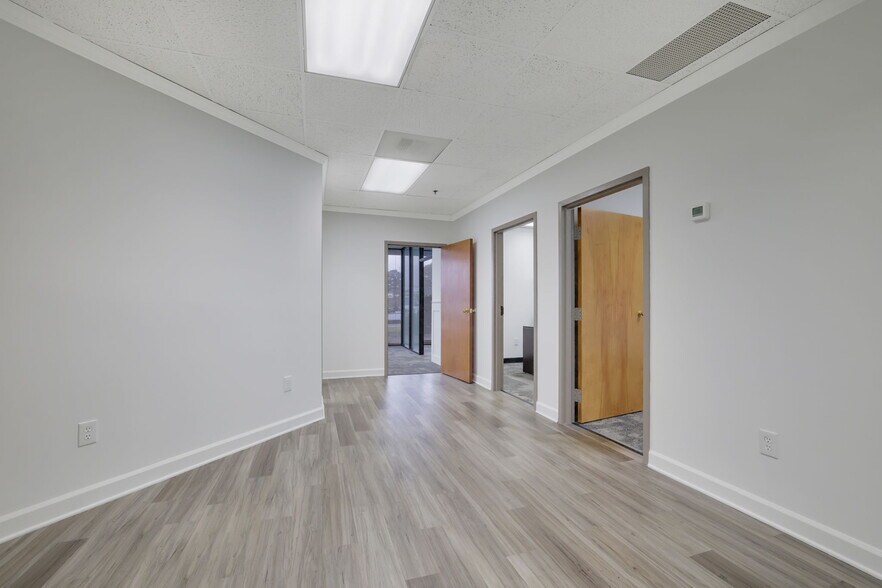 More Photos Of 3469 Lawrenceville Hwy, Tucker Office For Lease
