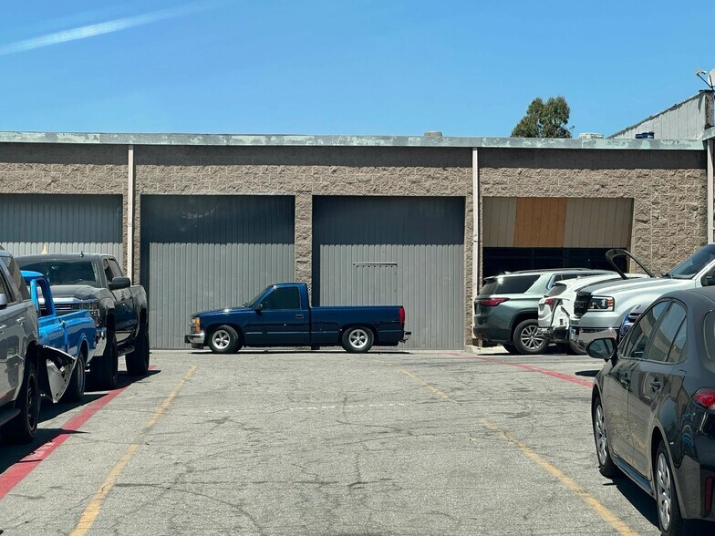 More Photos Of 5436 Holt Blvd, Montclair Auto Repair For Lease