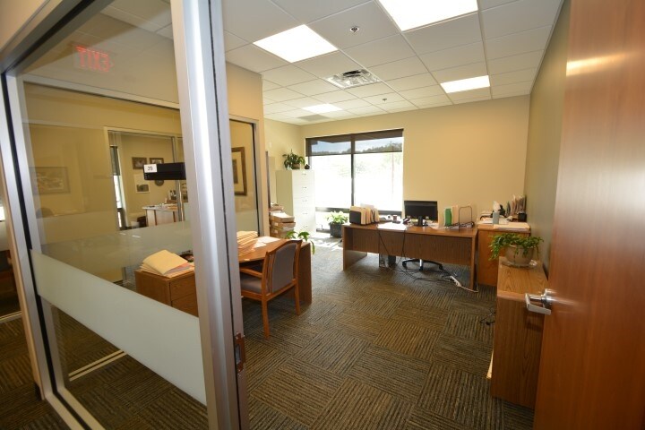 More Photos Of 325 W Gurley St, Prescott Office For Sale