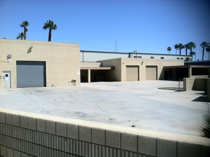 More Photos Of 74850 42nd Ave, Palm Desert Warehouse For Sale