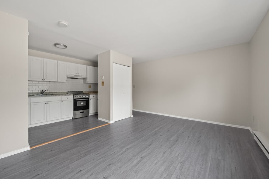 More Photos Of 1795 North Ave, Bridgeport Multifamily For Sale