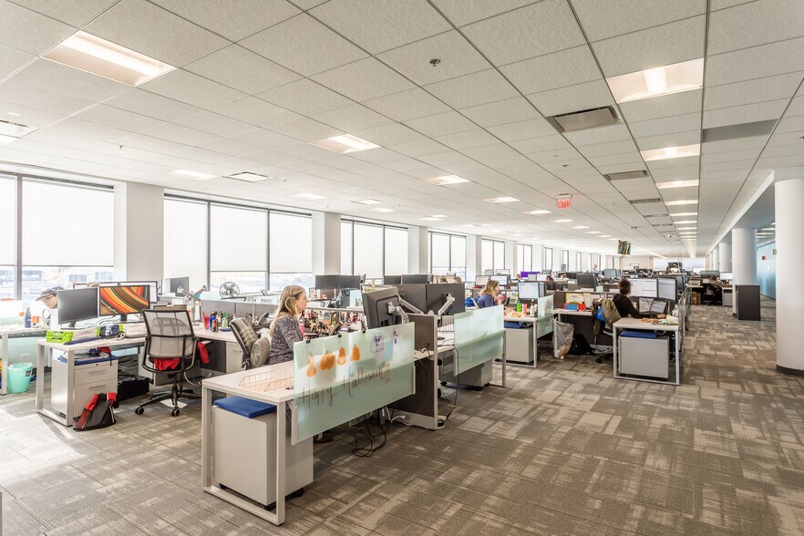 More Photos Of 765 Jefferson Rd, Rochester Medical For Lease