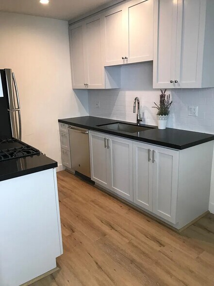 More Photos Of 1545 Obispo Ave, Long Beach Apartments For Sale