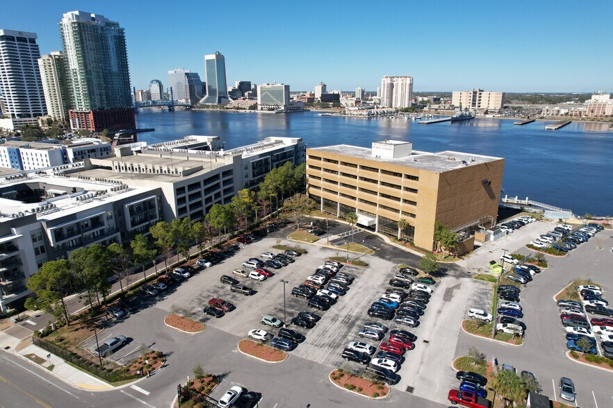 More Photos Of 1701 Prudential Dr, Jacksonville Office Residential For Sale
