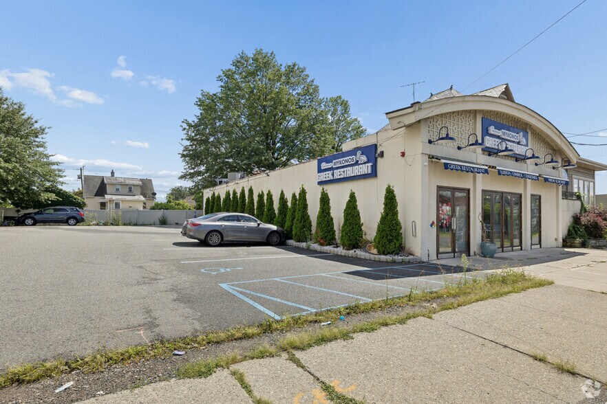 More Photos Of , Elmwood Park Unknown For Sale