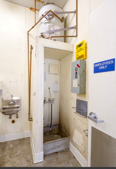More Photos Of 500 W 7th St, Los Angeles Apartments For Lease