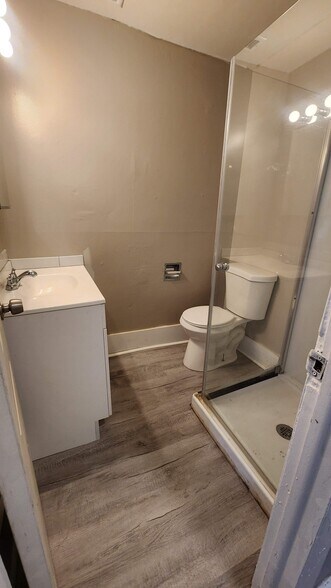 More Photos Of 400 E Sherman St, Hutchinson Apartments For Sale