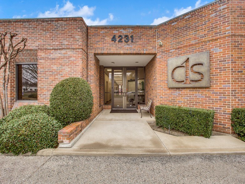 Primary Photo Of 4231 Sigma Rd, Farmers Branch Office For Lease