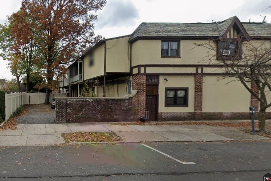 More Photos Of 247-38 Jericho Turnpike, Floral Park Storefront For Lease