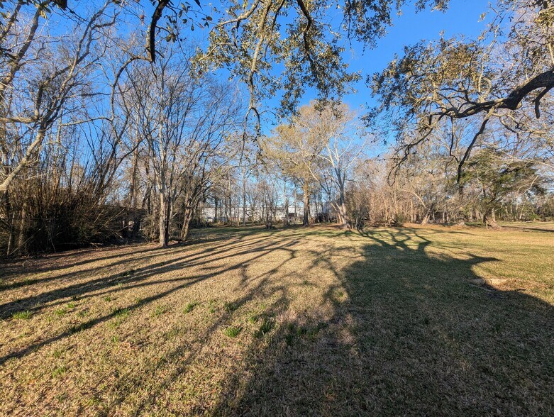 More Photos Of 620 Langham Rd, Beaumont Land For Sale