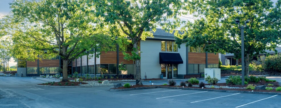 Primary Photo Of 25195 SW Parkway Ave, Wilsonville Medical For Lease