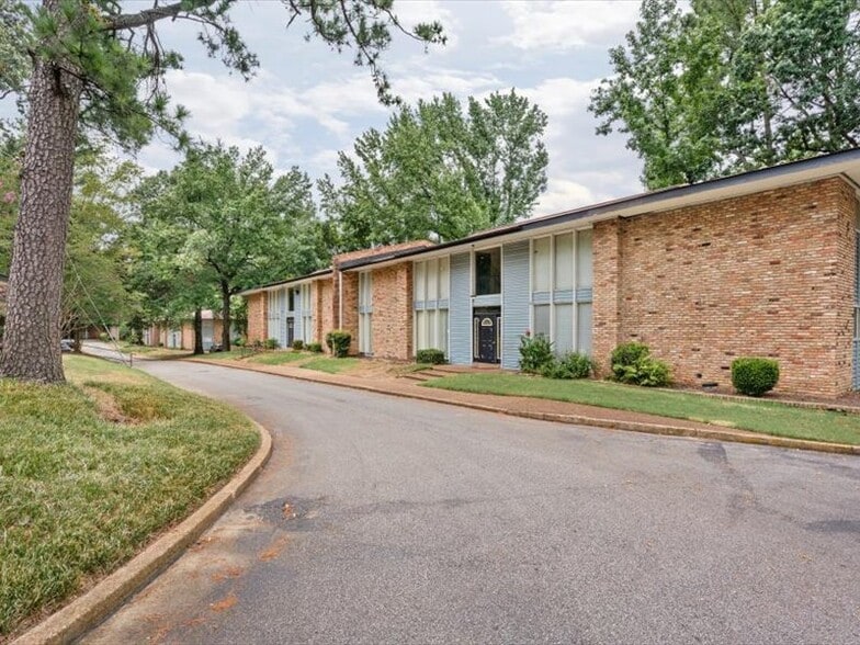 More Photos Of , Memphis Multifamily For Sale