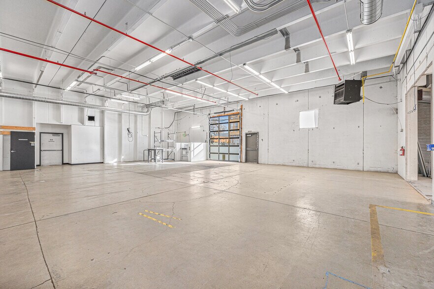 More Photos Of 1475 S Acoma St, Denver Warehouse For Lease