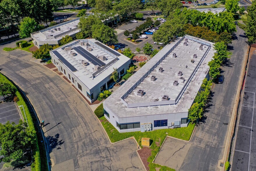 More Photos Of 5165-5175 Johnson Dr, Pleasanton Light Manufacturing For Lease