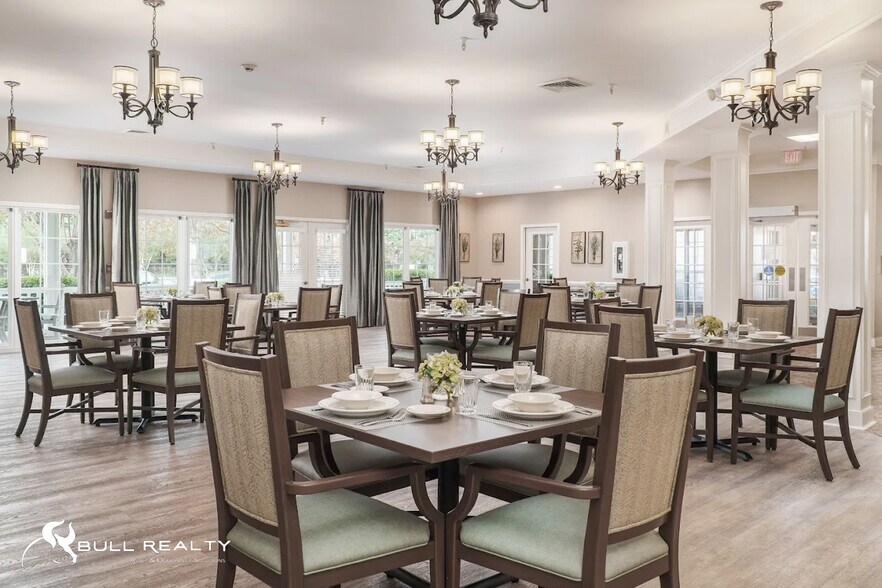 More Photos Of 2115 Point Mallard Dr SE, Decatur Assisted Living For Sale
