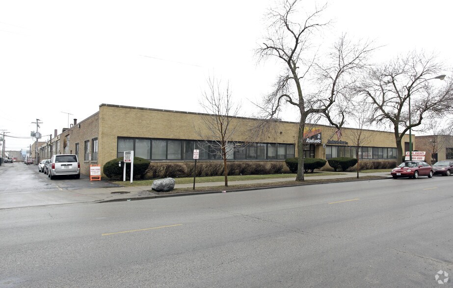 More Photos Of 6625 W Diversey Ave, Chicago Manufacturing For Lease