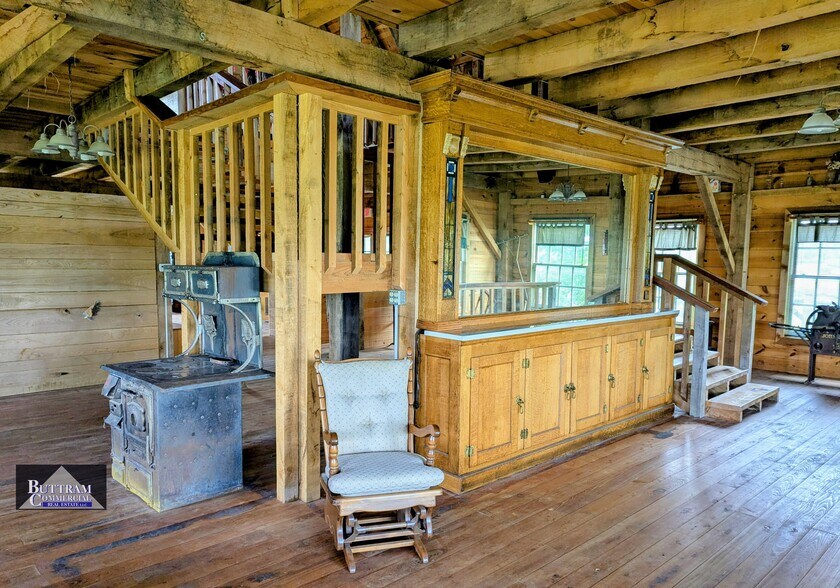 More Photos Of 4014 E 7th St, Joplin General Retail For Sale