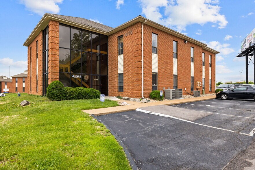More Photos Of 4191 Crescent Dr, Saint Louis Medical For Lease