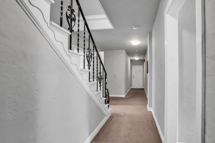 More Photos Of 25-45 W 10th St, Pittsburg Apartments For Sale