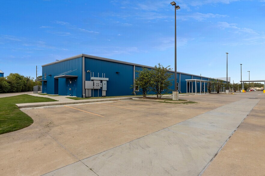 More Photos Of 7720 Park North Dr, Beaumont Schools For Sale