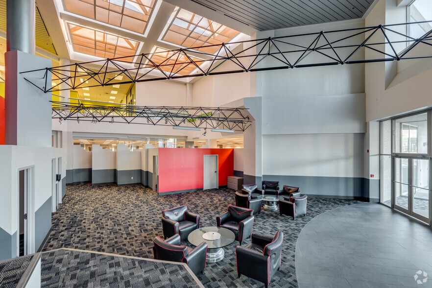 More Photos Of 7130-7140 S Lewis Ave, Tulsa Unknown For Lease