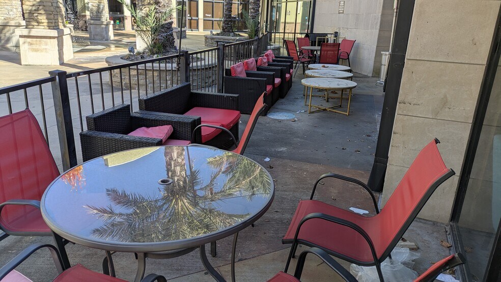 More Photos Of 20900 Katy Fwy, Katy Unknown For Lease