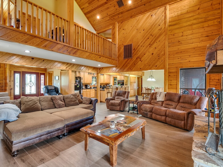 More Photos Of 325 Forest Service 217 Rd, Shepherd Specialty For Sale