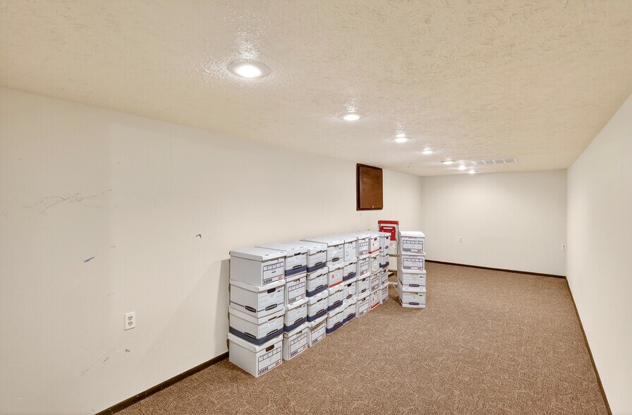 More Photos Of 524 N Mullan Rd, Spokane Loft Creative Space For Sale