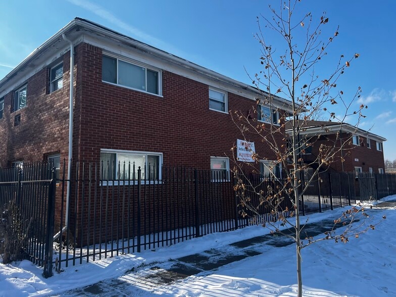 More Photos Of 10400 Whittier St, Detroit Apartments For Sale