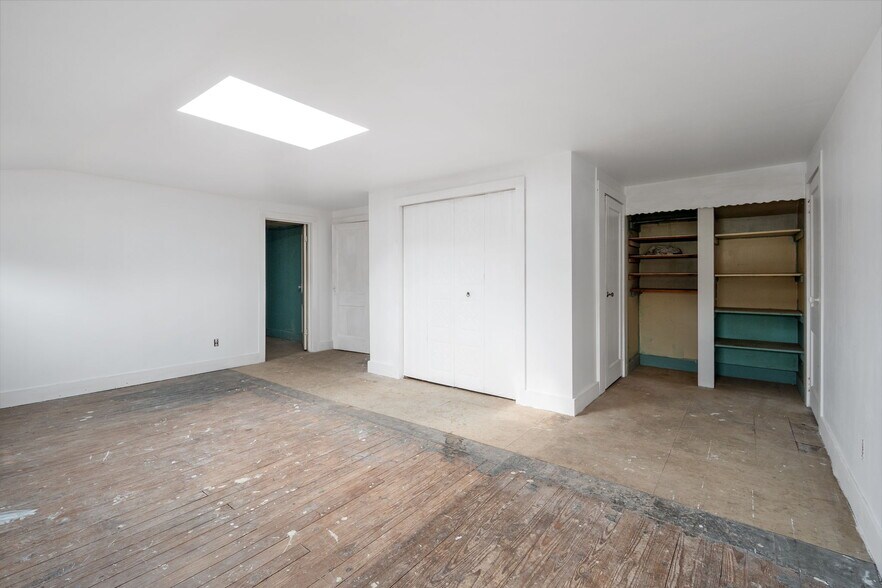 More Photos Of 189 Main St, Cherry Valley Restaurant For Sale