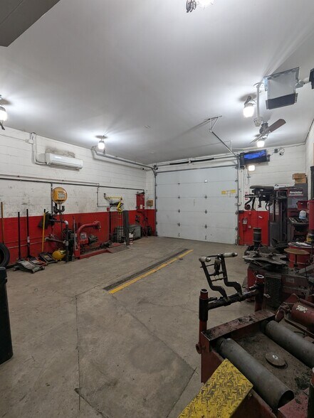 More Photos Of 1528 W Fullerton Ave, Chicago Storefront Retail Residential For Sale