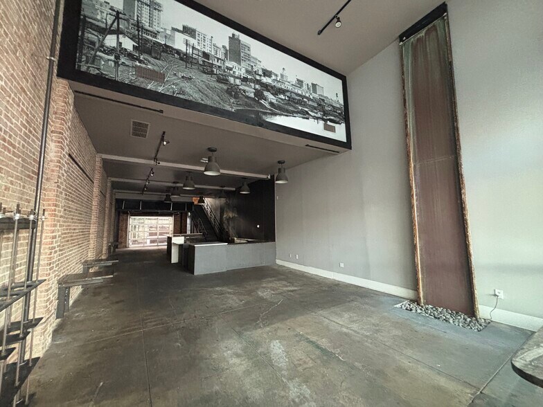 More Photos Of 1601-1607 N Franklin St, Tampa General Retail For Lease