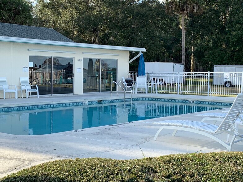 More Photos Of 3900 Peninsula Pt, Sanford Land For Sale