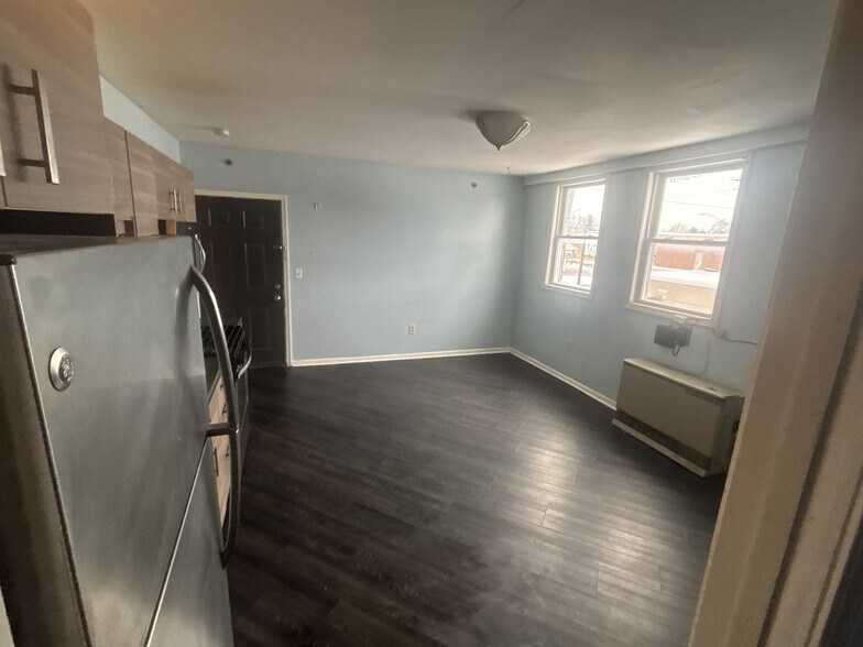 More Photos Of 2219-2221 Brewerton Rd, Mattydale Storefront Retail Residential For Sale