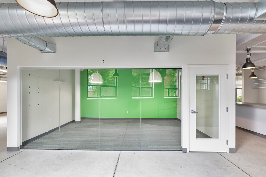 More Photos Of 56 Roland St, Charlestown Flex For Lease