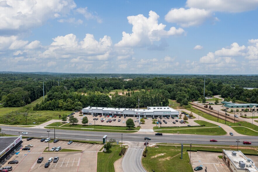 More Photos Of 3825 Highway 64 W, Tyler Unknown For Lease