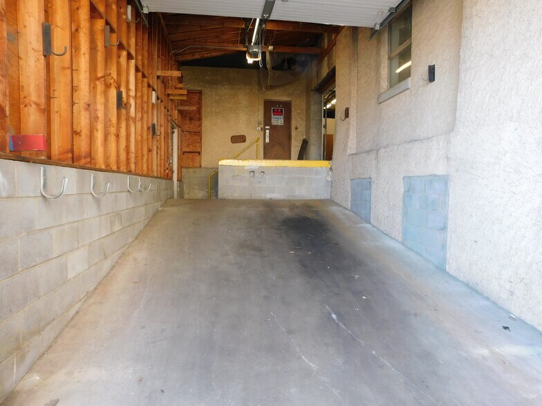 More Photos Of 813 N 4th St, Allentown Warehouse For Lease