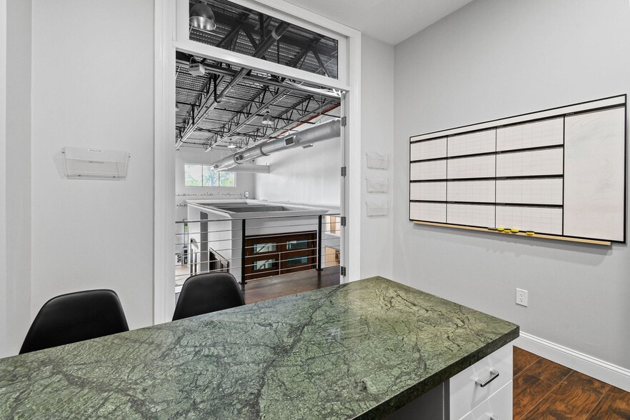 More Photos Of 5401 N Haverhill Rd, West Palm Beach Warehouse For Sale