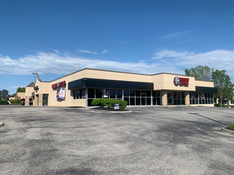 More Photos Of 1133A-1135 Oak Ridge Tpke, Oak Ridge Freestanding For Lease