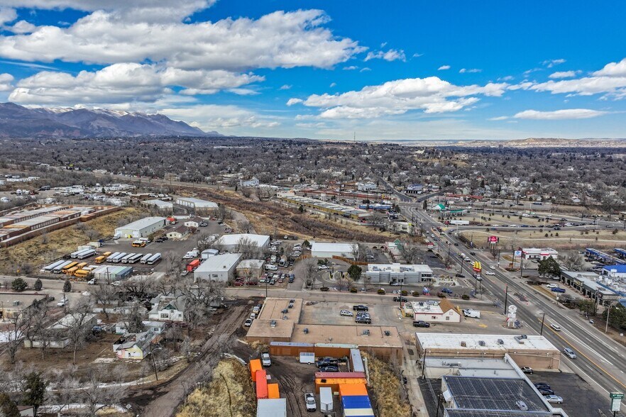 More Photos Of 402-410 S 8th St, Colorado Springs Unknown For Lease