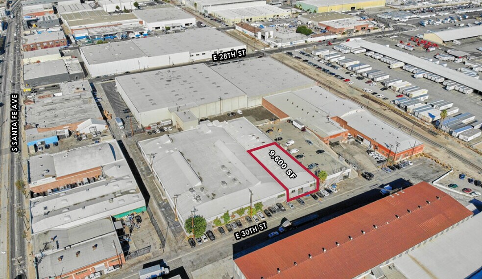 Primary Photo Of 2425 E 30th St, Vernon Warehouse For Lease