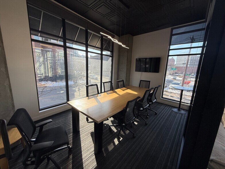 More Photos Of 52 Union St, Elizabeth Apartments For Lease