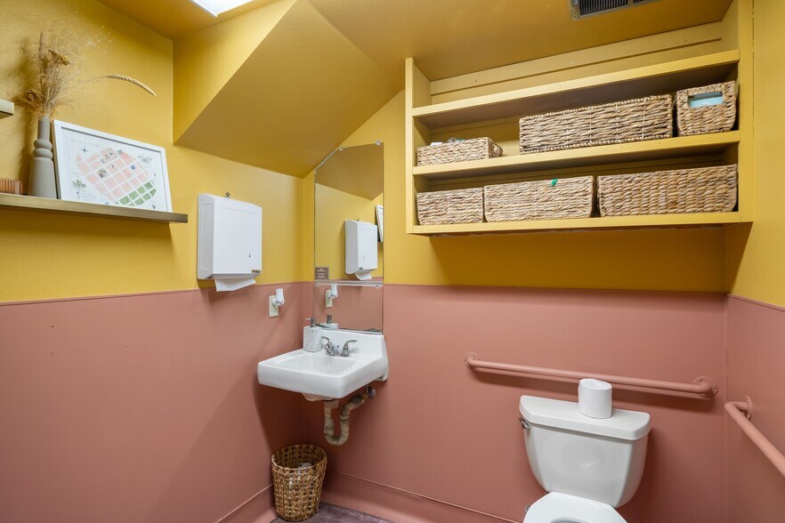 More Photos Of 668 Marsh St, San Luis Obispo Storefront Retail Office For Sale